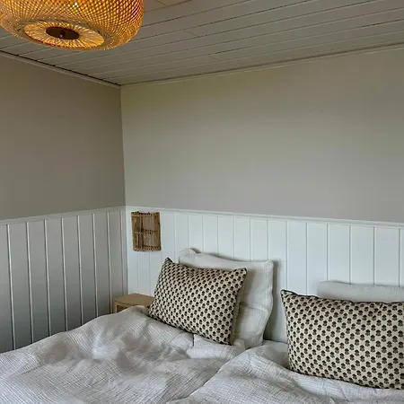 Renovated Seaside With Ocean View *