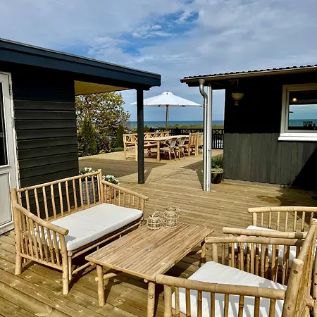Renovated Seaside With Ocean View